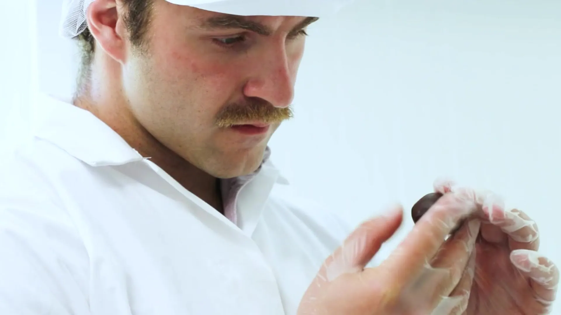 senarro-about-worker