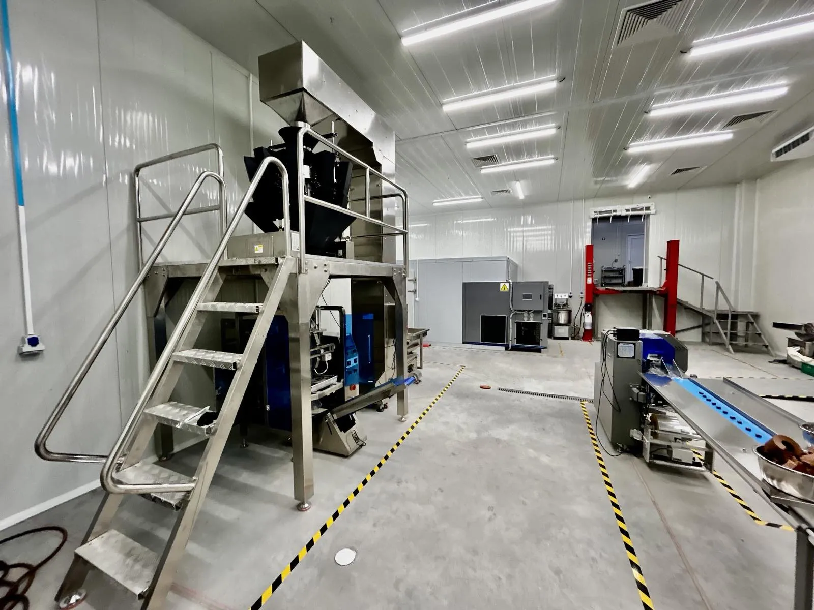 senarro-factory-inside-packaging